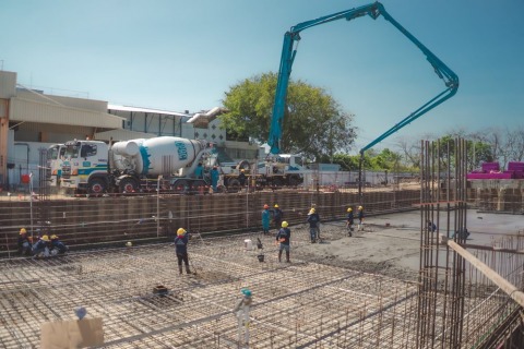 คอนกรีตกันซึมกำลังอัดสูง